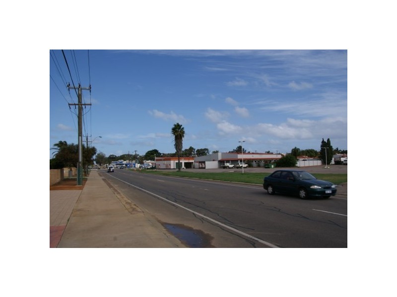6/454 Chapman Road, Bluff Point WA 6530