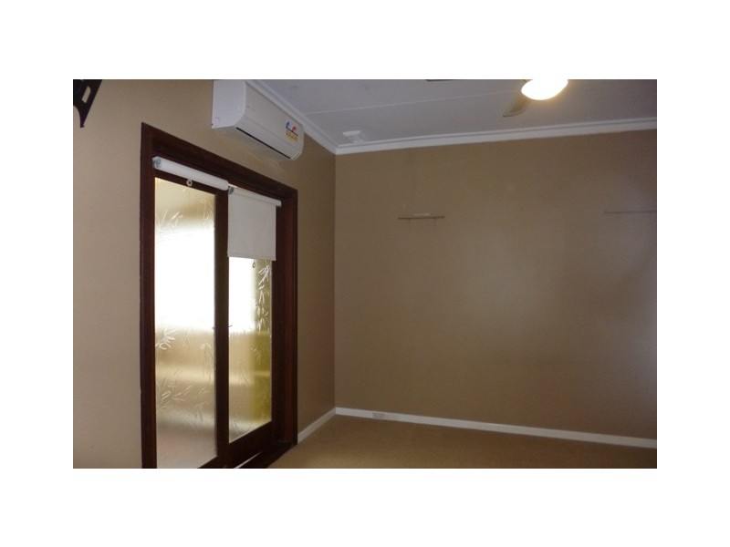 41 Whitfield Street, Beachlands WA 6530