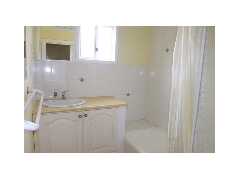 41 Whitfield Street, Beachlands WA 6530