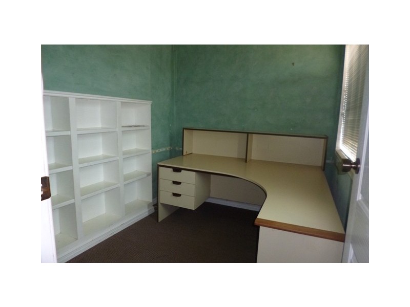 41 Whitfield Street, Beachlands WA 6530