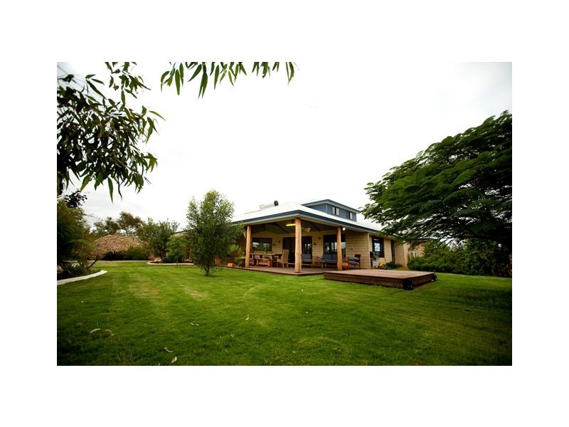 5 Fuchsia Close, Strathalbyn WA 6530