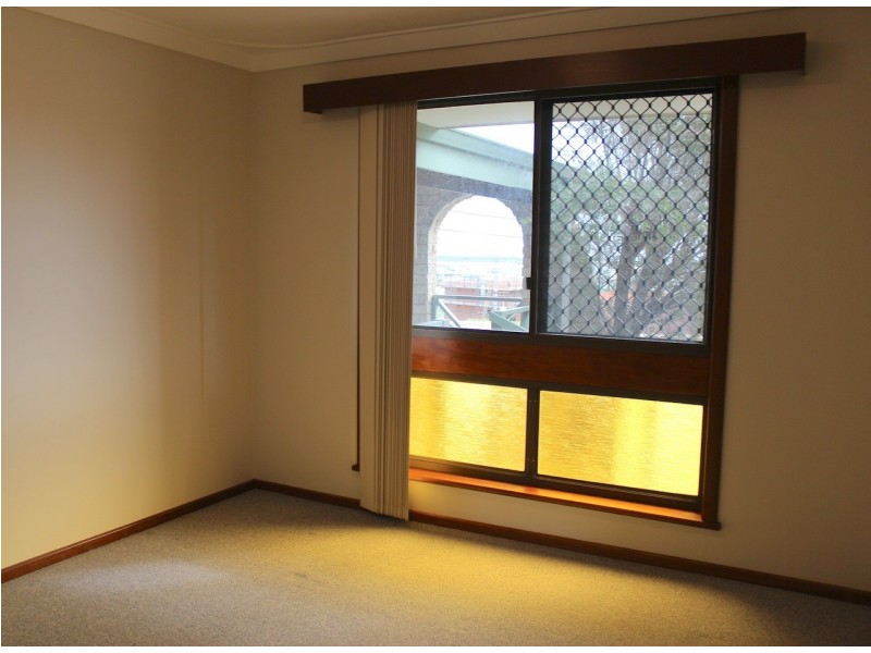 2 Thomas Avenue, Geraldton WA 6530