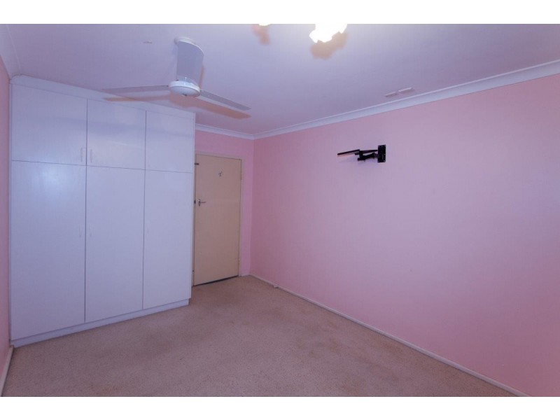 8 Buckingham Street, Mount Tarcoola WA 6530