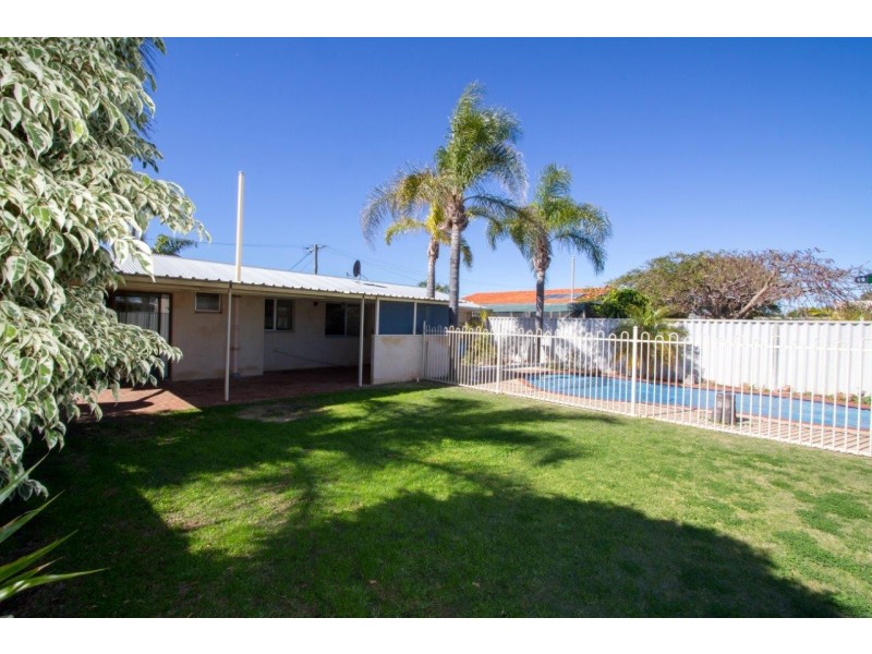 8 Buckingham Street, Mount Tarcoola WA 6530