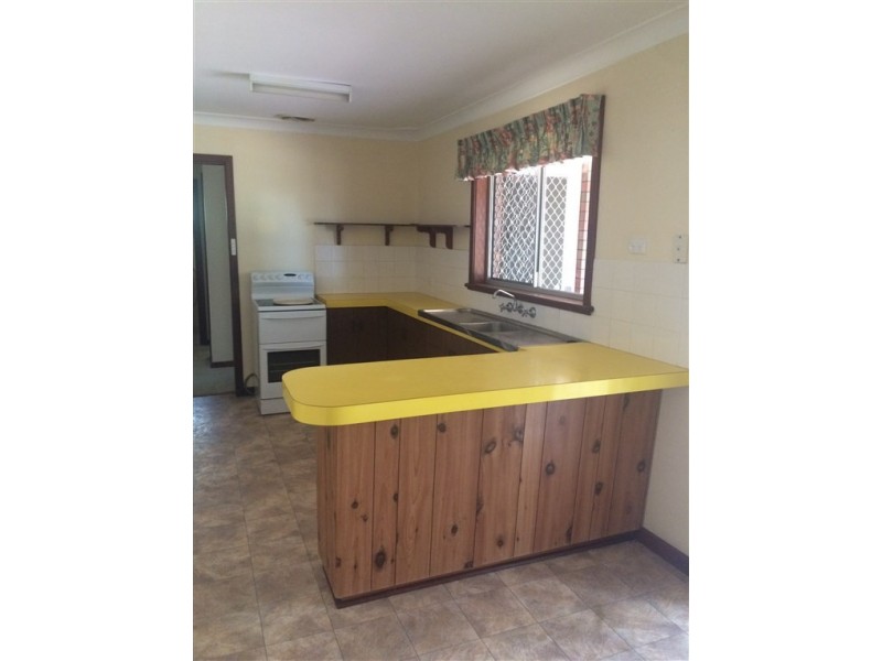 4 Green Street, Bluff Point WA 6530