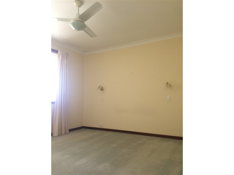 4 Green Street, Bluff Point WA 6530