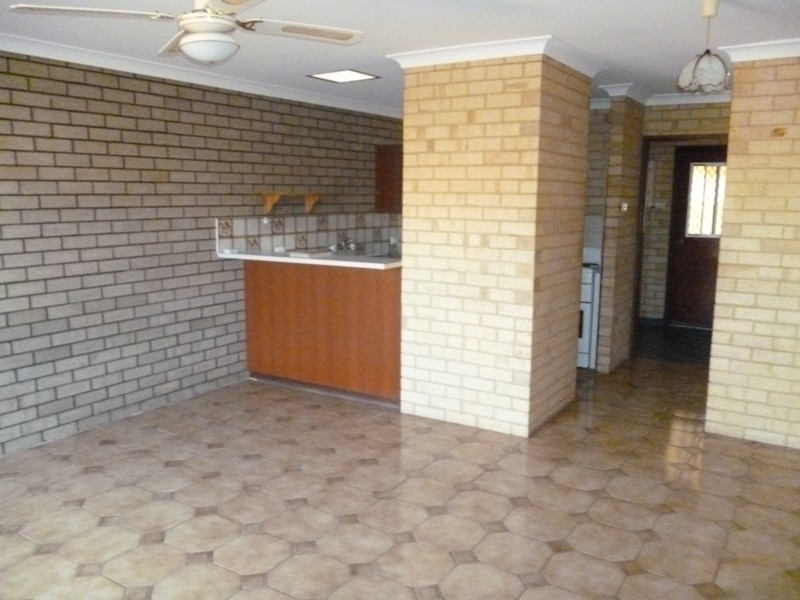 10/2 Sardam Place, Mahomets Flats WA 6530