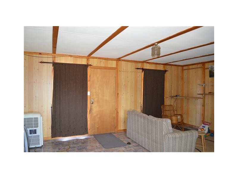 22 Clementina Road, Dongara WA 6525