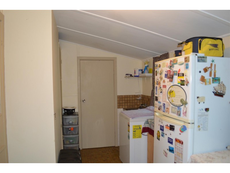 6 Fuller Street, Bluff Point WA 6530