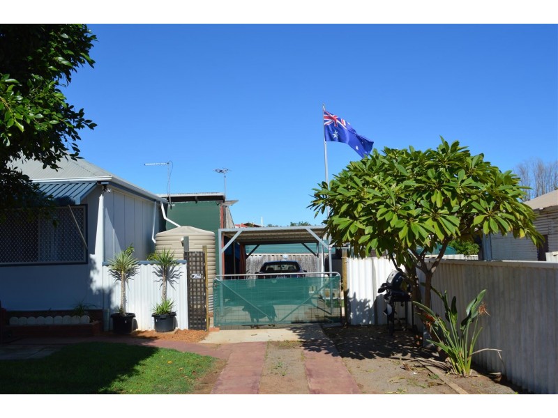 6 Fuller Street, Bluff Point WA 6530