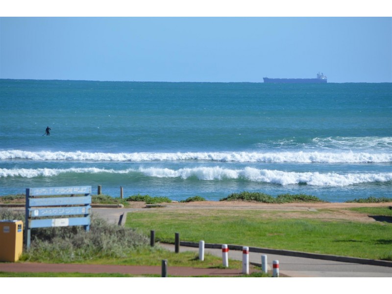 6 Fuller Street, Bluff Point WA 6530