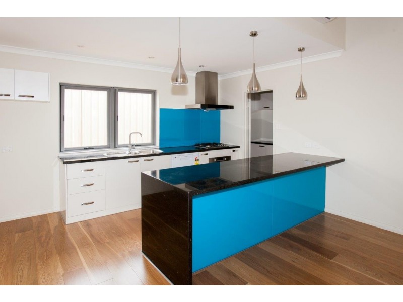 7 Lapwing Way, Wandina WA 6530