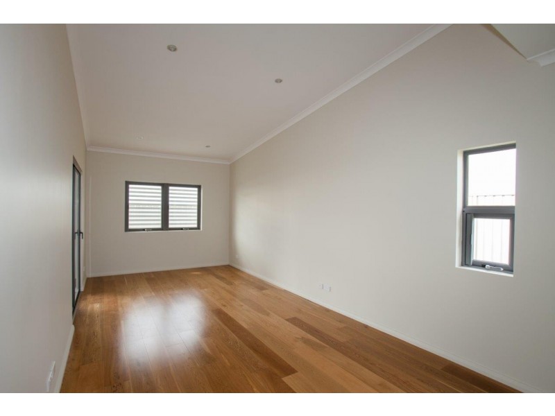 7 Lapwing Way, Wandina WA 6530