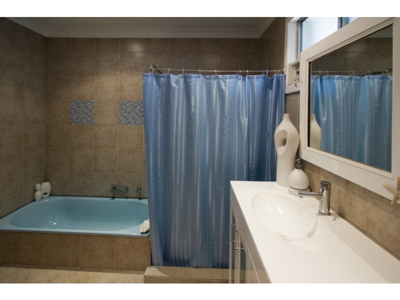 265 Eighth Street, Wonthella WA 6530