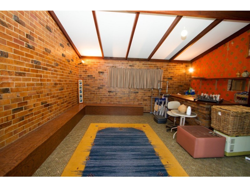 265 Eighth Street, Wonthella WA 6530