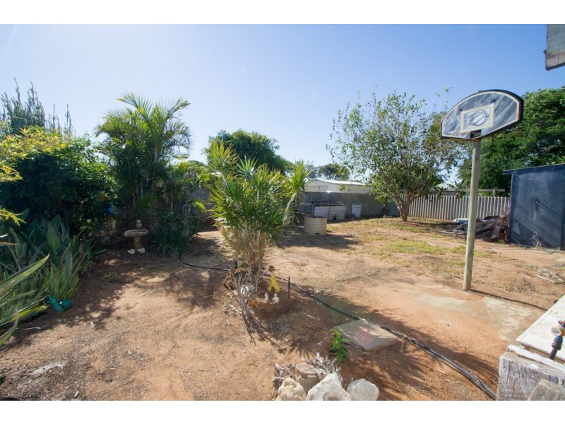 265 Eighth Street, Wonthella WA 6530