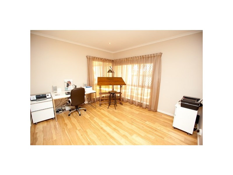 6 Darwinia Close, Strathalbyn WA 6530