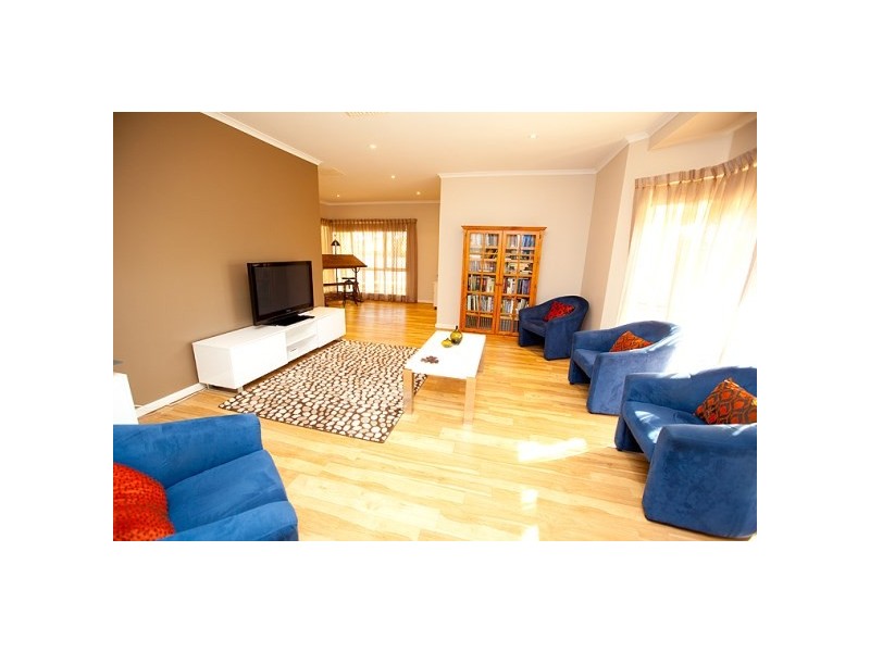 6 Darwinia Close, Strathalbyn WA 6530