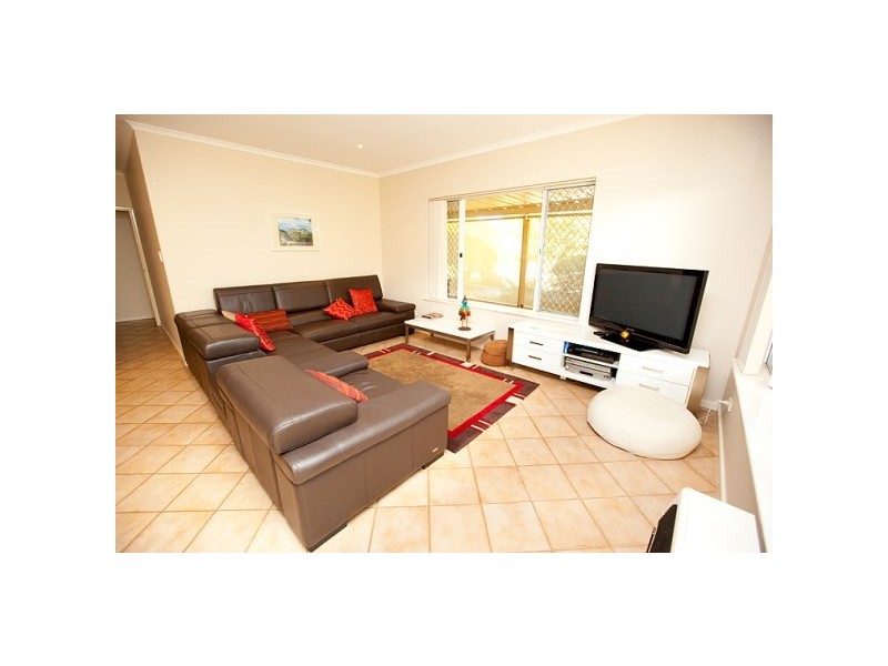 6 Darwinia Close, Strathalbyn WA 6530