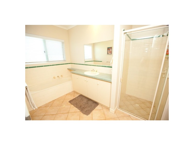 6 Darwinia Close, Strathalbyn WA 6530