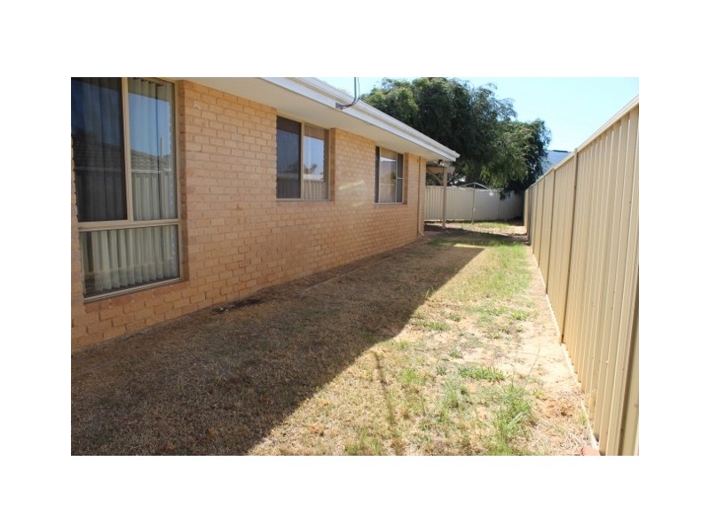 11 Wilton Close, Mount Tarcoola WA 6530