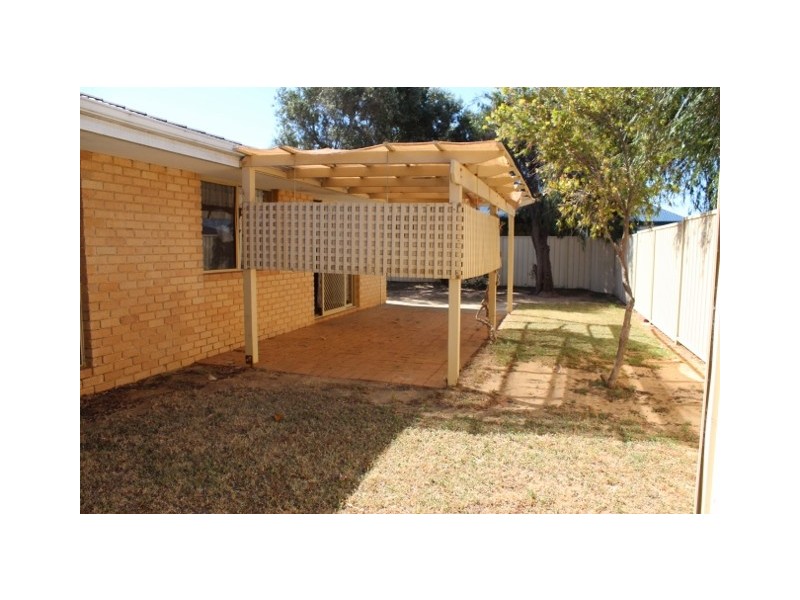 11 Wilton Close, Mount Tarcoola WA 6530