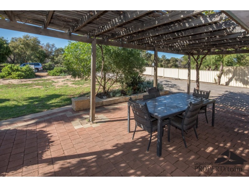 17 Alexander Drive, Glenfield WA 6532