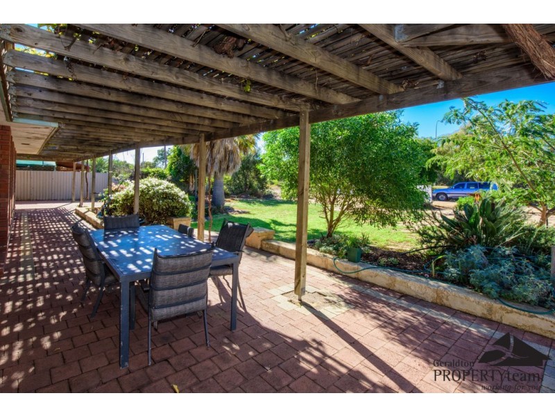 17 Alexander Drive, Glenfield WA 6532