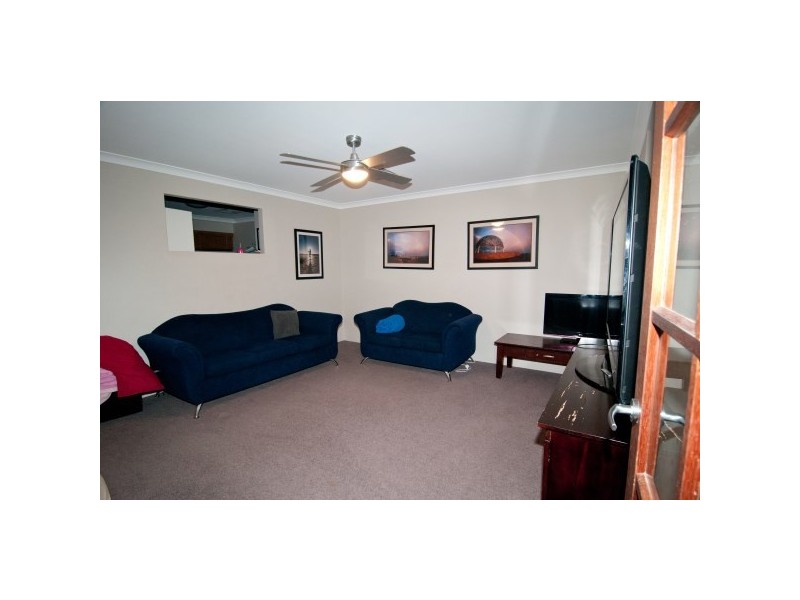 15 Brittania Parade, Wandina WA 6530