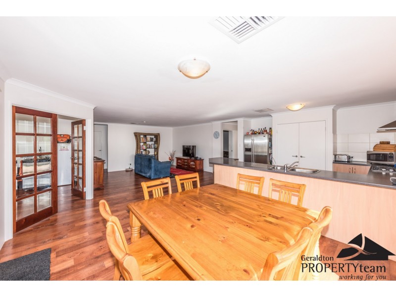 6 Ada Wynd, Wandina WA 6530