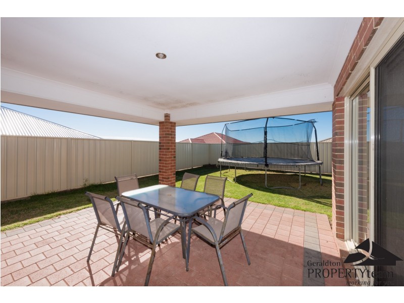 6 Ada Wynd, Wandina WA 6530