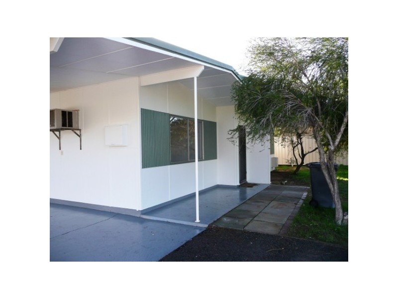 211 Fourth Street, Wonthella WA 6530