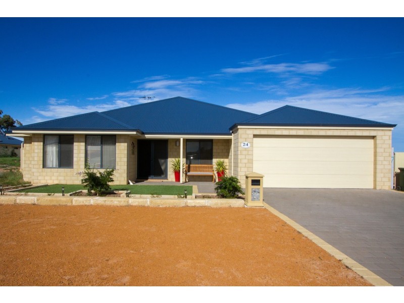 24 Reef Boulevard, Drummond Cove WA 6532