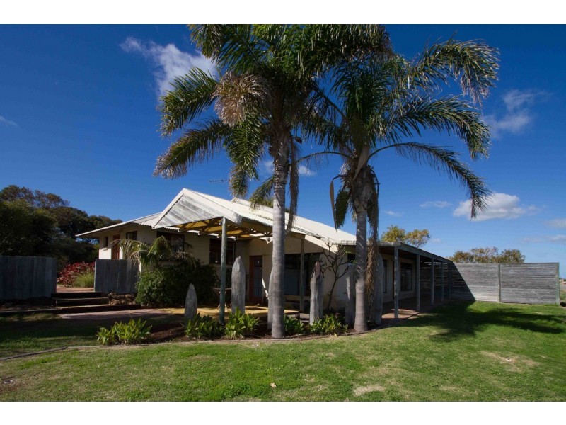 17 Evana Terrace, Wandina WA 6530