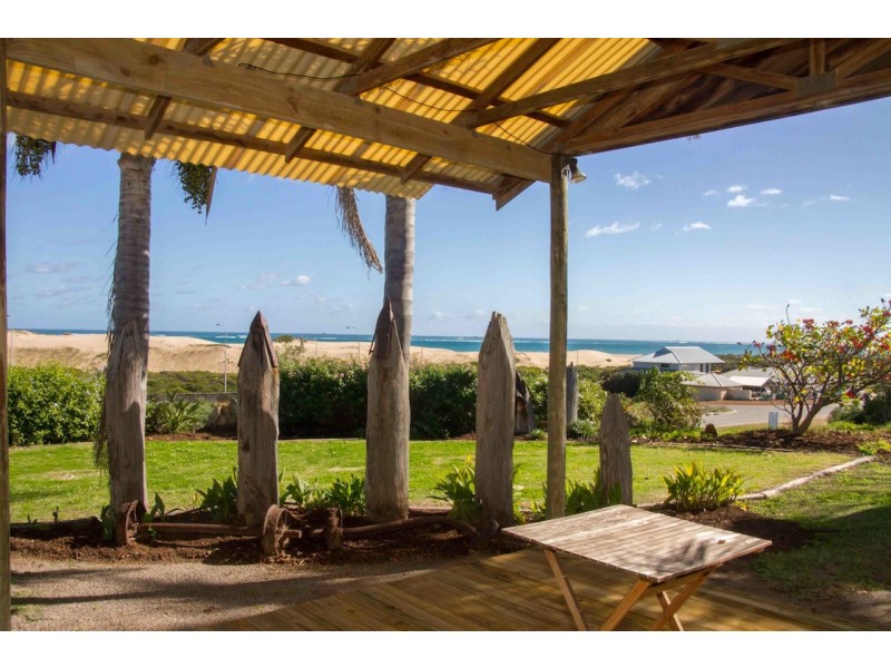 17 Evana Terrace, Wandina WA 6530