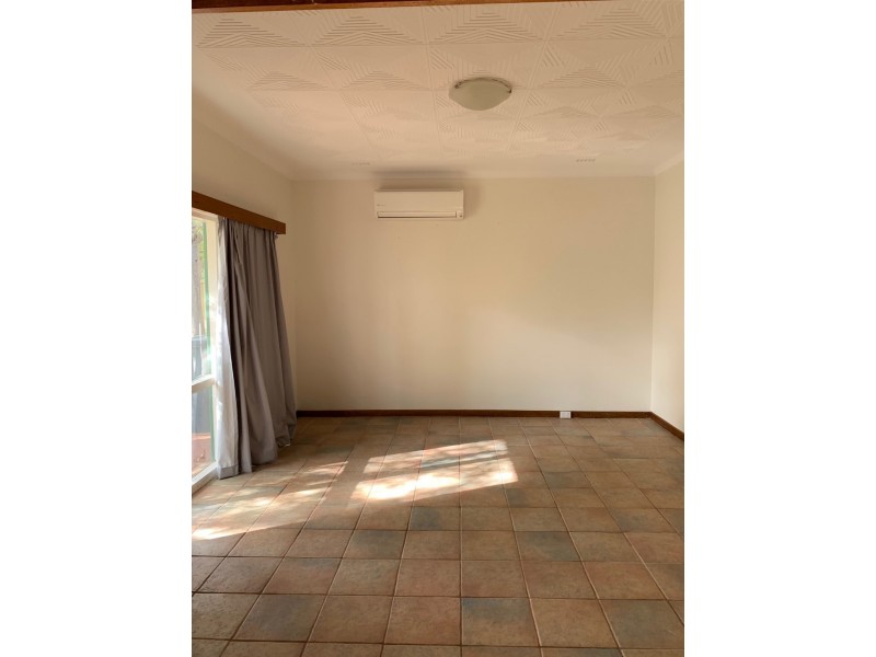 32 Stroud Street, Beachlands WA 6530