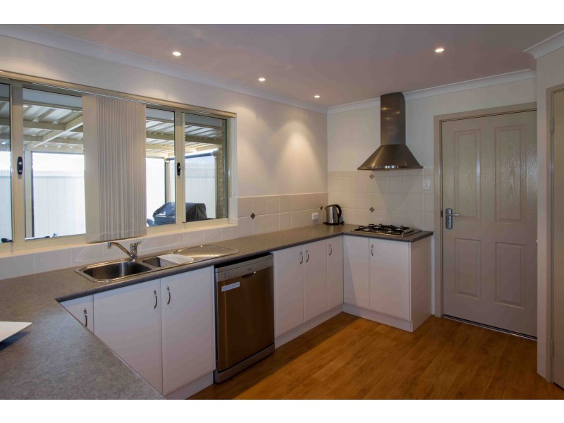 3 Mandalay Loop, Wandina WA 6530