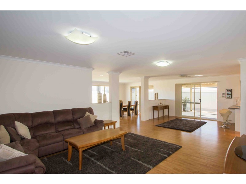 3 Mandalay Loop, Wandina WA 6530