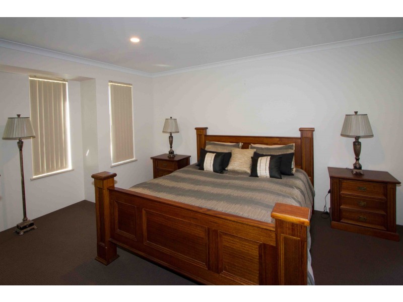 3 Mandalay Loop, Wandina WA 6530