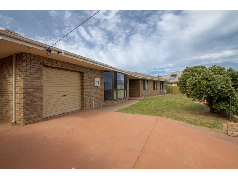 39 Glenview Street, Mount Tarcoola WA 6530