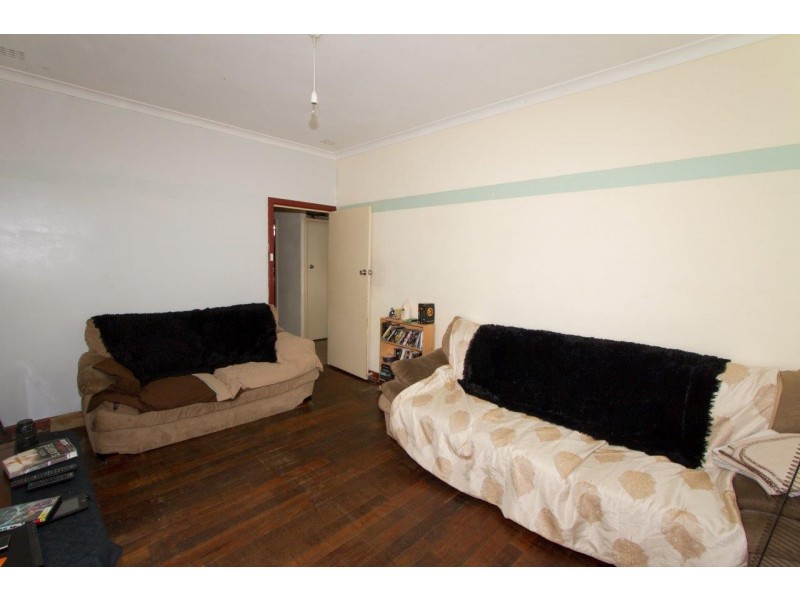 9 Digby Street, Rangeway WA 6530