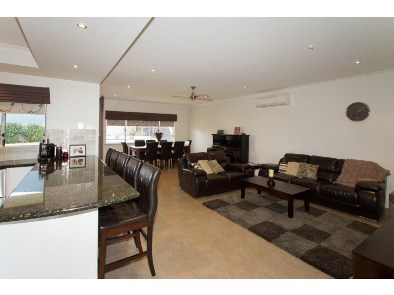 19 Lands Edge Close, Bluff Point WA 6530