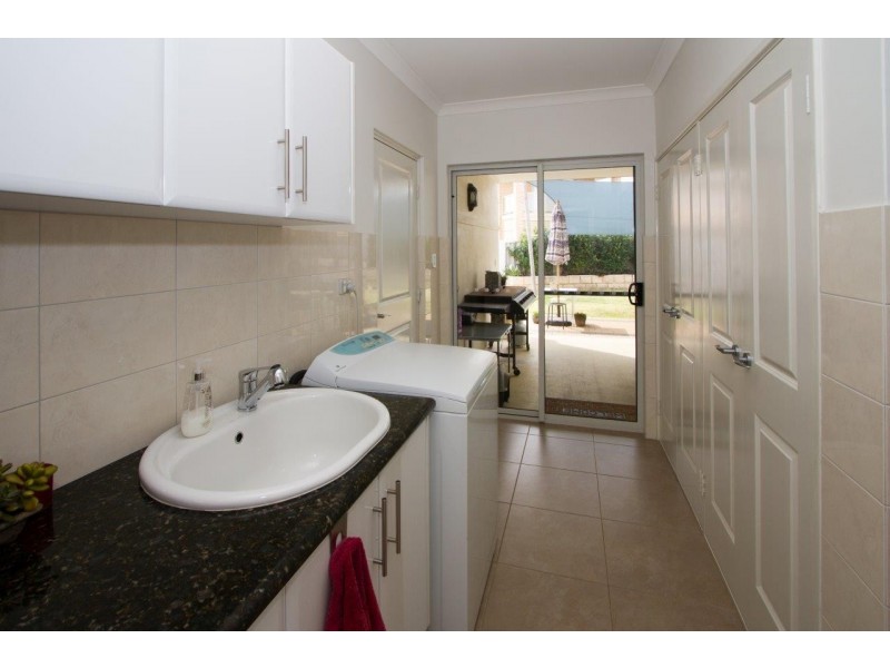 19 Lands Edge Close, Bluff Point WA 6530