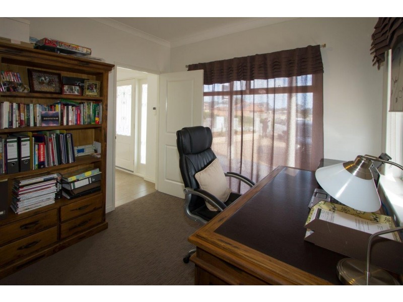 19 Lands Edge Close, Bluff Point WA 6530