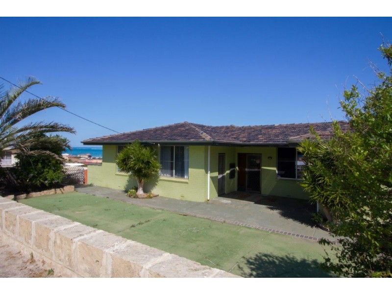 64 Bayview Street, Mount Tarcoola WA 6530