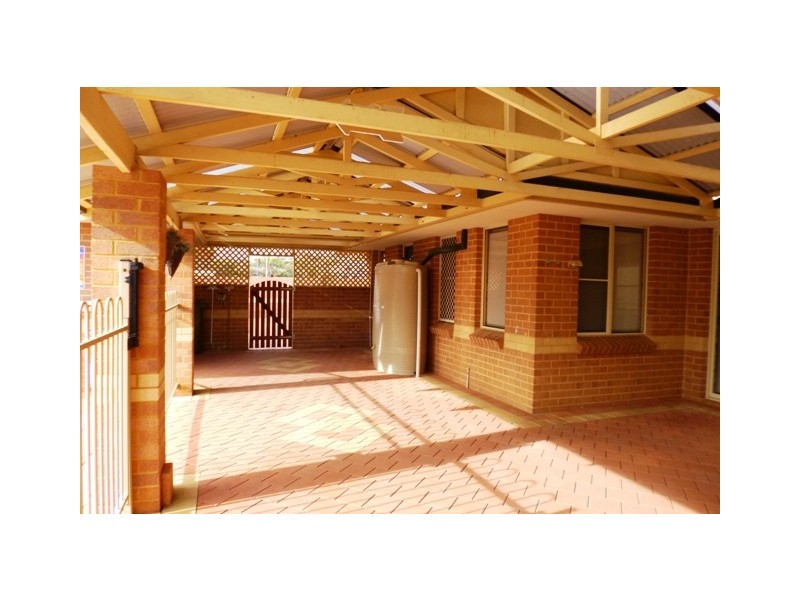 82 McAleer Drive, Mahomets Flats WA 6530