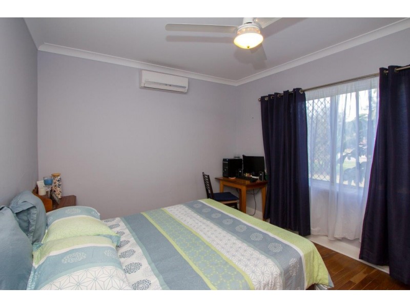 15 Dampier Street, Beachlands WA 6530