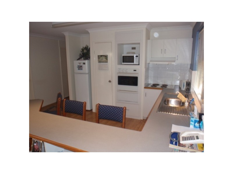 8/450 Chapman Road, Bluff Point WA 6530