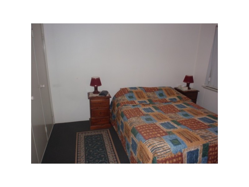 8/450 Chapman Road, Bluff Point WA 6530