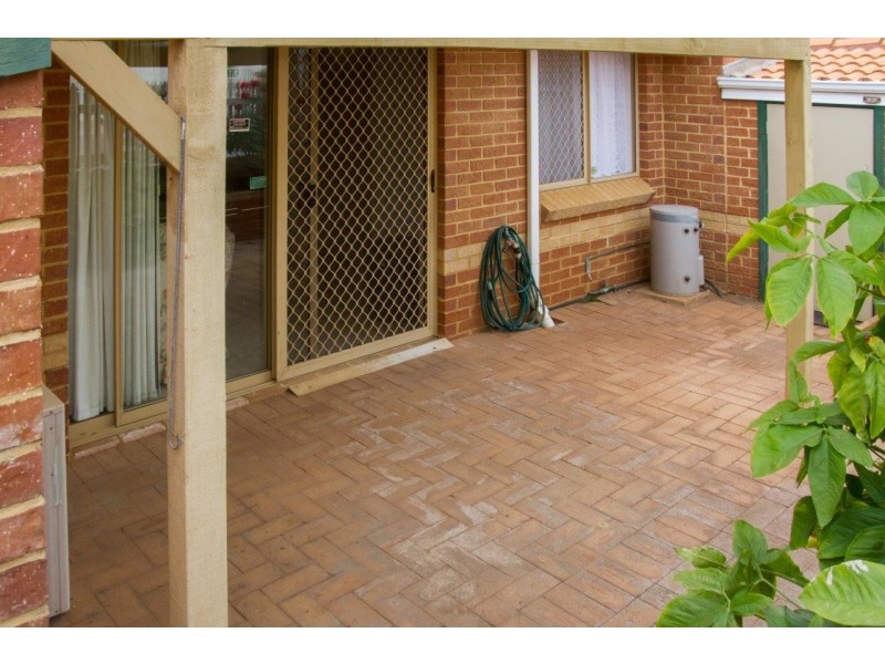 2/20 Francis Street, Geraldton WA 6530